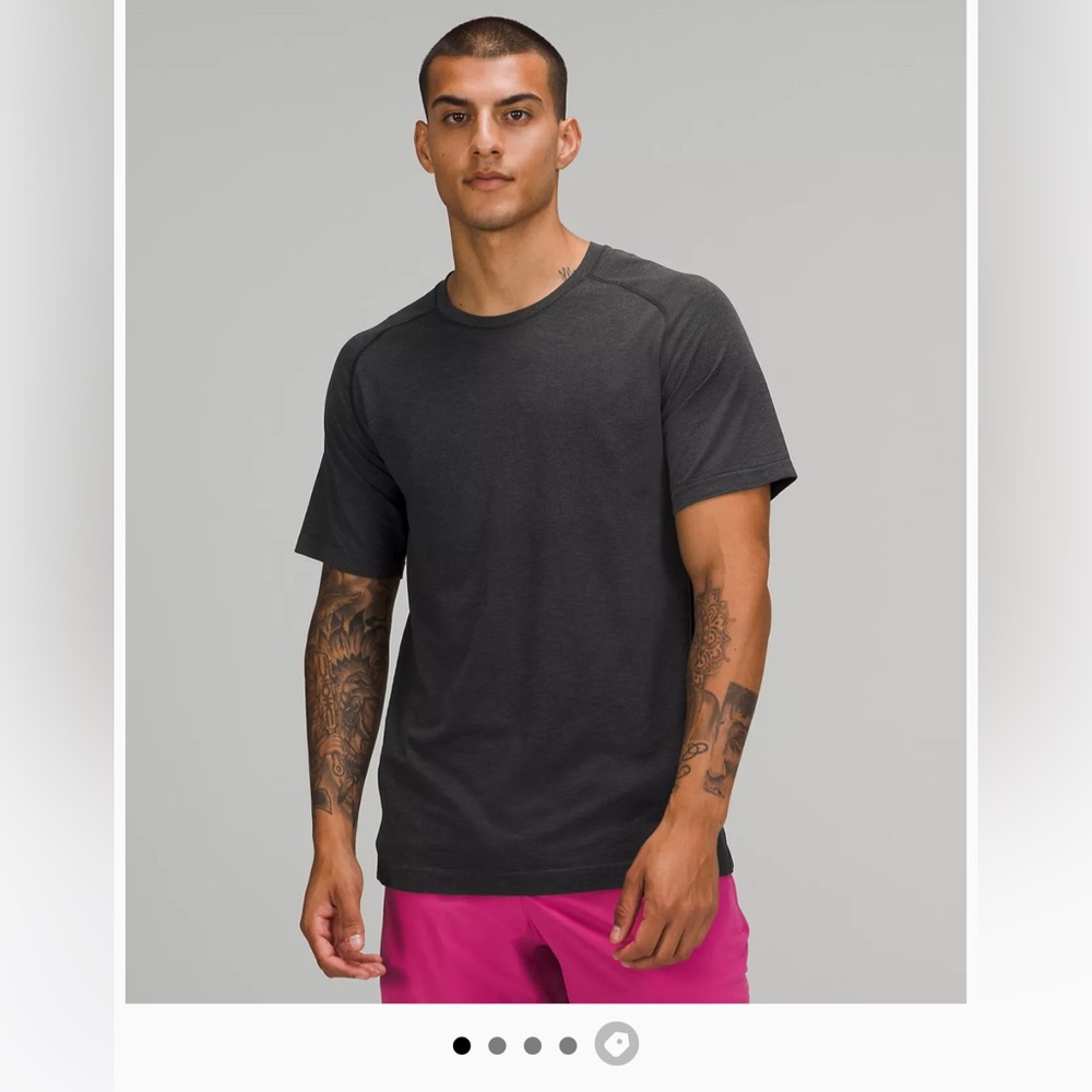 Lululemon Metal Vent Tech SS 2.0 - Deep Coal/Black
